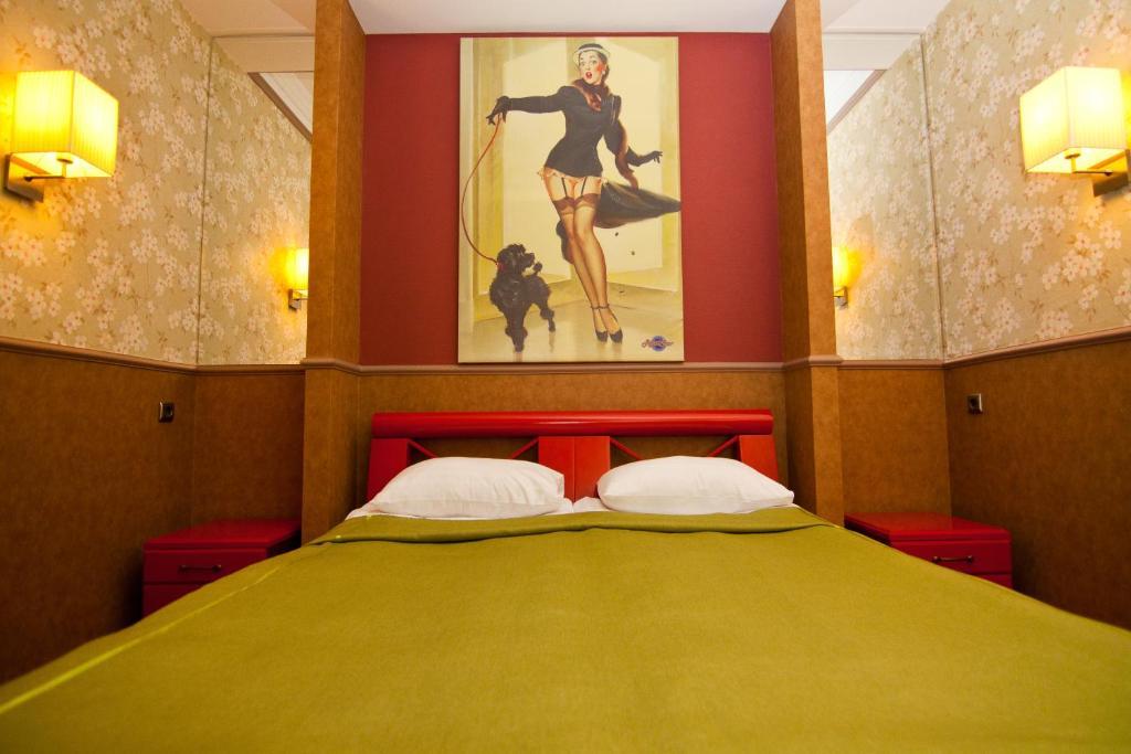 Road Star Hotel Dnipro Room photo