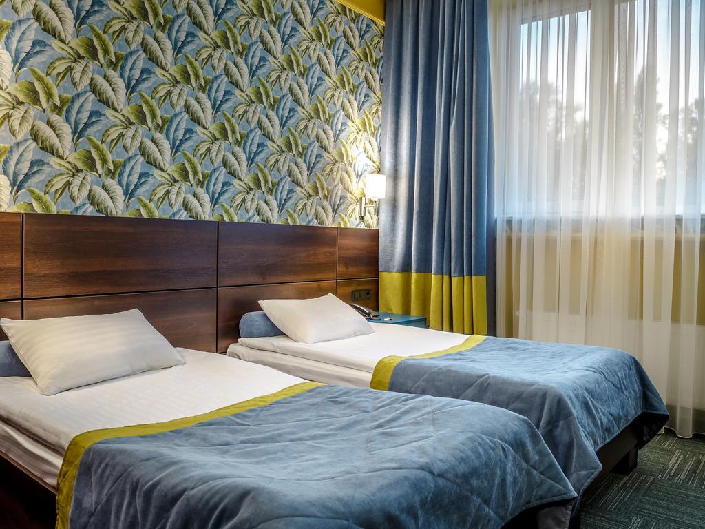 Road Star Hotel Dnipro Exterior photo