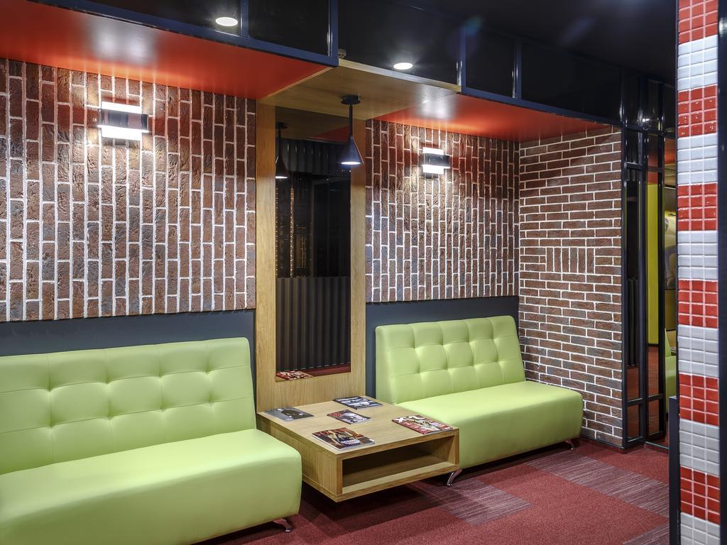 Road Star Hotel Dnipro Exterior photo